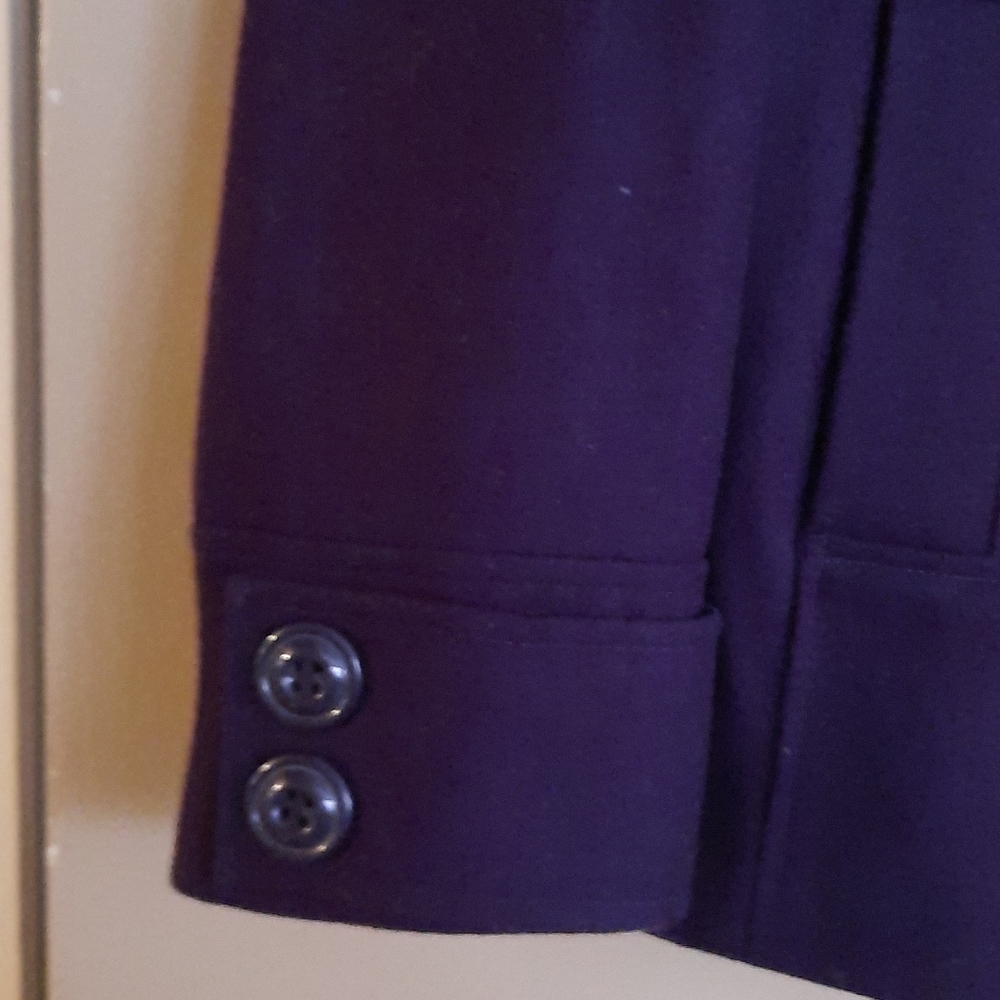 Coat - Picture 4 of 5
